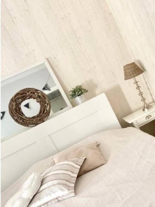 Tilava Ydinkeskustakaksio Ilmaisella Autopaikalla Appartement Tampere