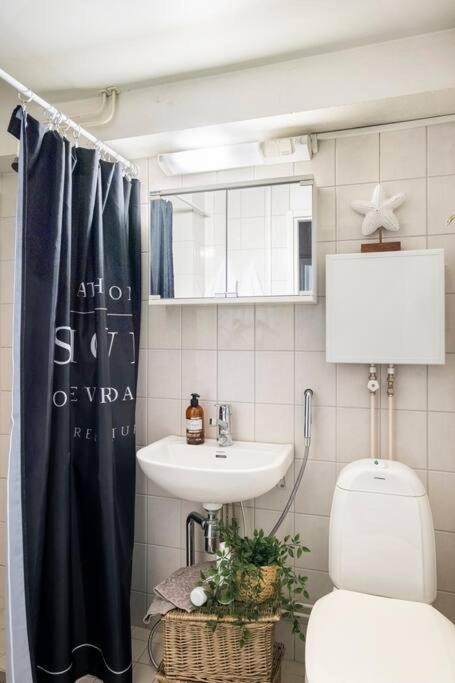 Appartement Tilava Ydinkeskustakaksio Ilmaisella Autopaikalla *